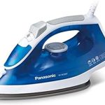 مكواة بخار بقاعدة مطلية بطبقة من التيتانيوم للعناية بالملابس من باناسونيك NI-M300T- 1800 وات، ازرق