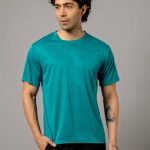 تيشيرت رياضي بقصة عادية وقبة دائرية للرجال من فيوزفيت، مناسب لصالة الالعاب الرياضية والتدريب