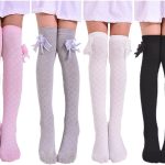 توب تيم 4 ازواج من الجوارب الطويلة حتى الركبة للفتيات الصغيرات فوق ربلة الساق، جوارب فوق الركبة بنمط فيونكة