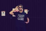 ⁦تي شيرت رجالي مطبوع عليه Breaking News I Don't Care مطبوع عليه رسومات ساخرة مضحكة⁩ - الصورة ⁦3⁩