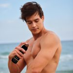 ⁦استراليان جولد بخاخ واقي من الشمس مع مستحضر تسمير فوري بعامل وقاية من اشعة الشمس بدرجة 30، يتوهج ويجف بسرعة ومقاوم للماء وغير دهني ولم يتم اختباره على الحيوانات، برونزر جديد، برتقالي، 6 اونصة⁩ - الصورة ⁦7⁩