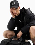 ⁦ارماني اكستجينج تي شيرت كاجوال بشعار صغير للرجال⁩ - الصورة ⁦5⁩