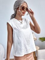 ⁦بلايز نسائية انيقة مبطنة بكتف مبطن ورقبة دائرية بدون اكمام بطبعة جلد الفهد من جورجليتر⁩ - الصورة ⁦3⁩