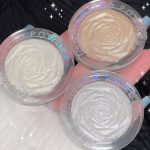 ⁦evpct Pearl White Silver Face Highlighter Makeup, White Shimmer Glitter Diamond Sparkly Highlighters Makeup Eyeshadow Palette Powder for Face Body Cheek Skin, inner Corner Eye Highlighter Make up 01⁩ - الصورة ⁦7⁩