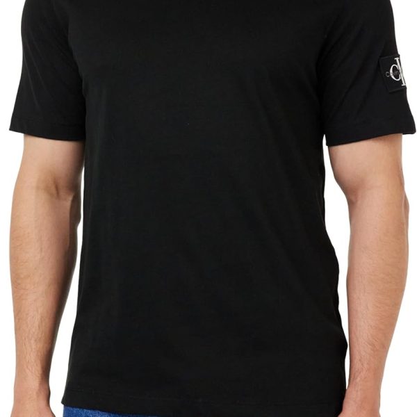 كالفين كلاين جينز تي شيرت بقصة عادية وشارة للرجال باكمام قصيرة