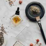 ⁦هونوسون 12 عبوة من مضخة توزيع العطور والعطور ومستحضرات التجميل قابلة لاعادة الملء لزجاجة بخاخ قابلة لاعادة الملء للسفر⁩ - الصورة ⁦7⁩