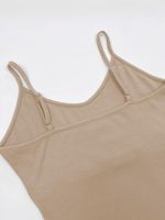 ⁦توب كات للنساء 2025 برف مدمج، حمالة صدر بحمالات رفيعة ورقبة على شكل حرف U وقصة ضيقة مضلعة بدون اكمام⁩ - الصورة ⁦4⁩