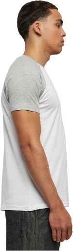 ⁦اوربان كلاسيكس تي شيرت رجلان متباين للرجال (عبوة من قطعة واحدة)⁩ - الصورة ⁦2⁩