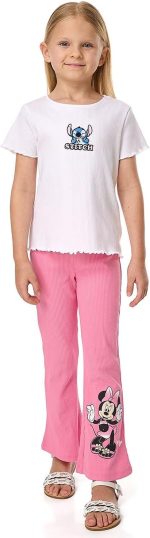 ⁦ار اند بي تيشرت مطرز بخياطة ورقبة دائرية ضيقة واكمام قصيرة للبنات، موديل 325-0740CKG04-1⁩ - الصورة ⁦4⁩