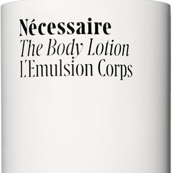 نيسيسير لوشن الجسم مع مضخة. خالي من العطور. لوشن شد متعدد الببتيد للترطيب والتماسك والتقوية. 2.5% نياسيناميد، فيتامين C/E + اوميجا 6/9. 450 مل/ 15.5 اونصة سائلة