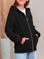 ⁦سويت شيرت بغطاء للرأس وسوستة للبنات بتصميم عصري كبير الحجم واكمام طويلة وجيوب لعمر 7-14 سنة⁩ - الصورة ⁦4⁩