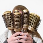 ⁦اوليفيا جاردين فرشاة شعر حرارية دائرية سيراميك + ايون NT-64 من نانو ثيرميك (2 3/4 انش) ذهبي وبني فاتح⁩ - الصورة ⁦9⁩