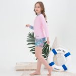 ⁦طقم ملابس سباحة للبنات مكون من قطعتين للحماية من الطفح الجلدي لعمر 4-14 سنة بعامل حماية من الاشعة فوق البنفسجية 50+ باكمام طويلة⁩ - الصورة ⁦7⁩