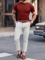 ⁦بلوفر رجالي كاجوال بقصة ضيقة واكمام قصيرة وقبة مدورة مضلع محبوك وقابل للتمدد⁩ - الصورة ⁦4⁩