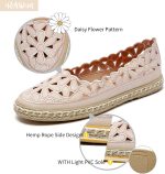 ⁦حذاء باليه مسطح للنساء بتصميم زهرة الاقحوان بمقدمة دائرية كاجوال بدون رباط⁩ - الصورة ⁦3⁩