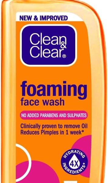 كلين اند كلير غسول وجه رغوي للبشرة الدهنية، بني، 240 مل