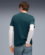 ⁦PUMA mens GRAPHIC Box Tee Green Terrain T-Shirt⁩ - الصورة ⁦4⁩