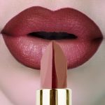 ⁦Long‑last‑Wear Two-Tone Dual Colour Lipstick | Moisturizing, Waterproof, Transfer‑Proof Lip Color | Gradient Ombré Lip Color Stick | Fade Resistant & Smudge Proof | Vegan Formula(Berry Drip(101))⁩ - الصورة ⁦3⁩