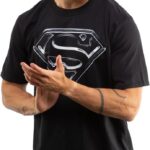 تيشيرت رجالي بشعار سوبرمان ستيل (عبوة من قطعة واحدة)