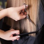 ⁦اليكدون مجموعة امشاط تصفيف الشعر، امشاط حلاقة احترافية للنساء والرجال، مشط تصفيف شعر مضاد للكهرباء الساكنة ومقاوم للحرارة، 4 قطع، مشط للشارب، مشط تصفيف عام (اسود)⁩ - الصورة ⁦2⁩