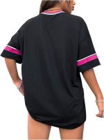 ⁦قمصان جيرسي كبيرة الحجم مخططة برقبة على شكل حرف V للنساء من جورجليتر⁩ - الصورة ⁦3⁩