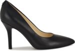 ⁦NINE WEST Women's Fifth 9x9 Pointy Toe Pump⁩ - الصورة ⁦5⁩