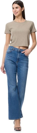 R&B Women's 325-0451WY004-4 Ribbed Top with Round Neck and Short Sleeves