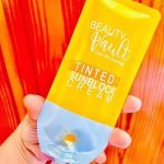 كريم ملون للوقاية من الشمس 50 جرام بعامل حماية من الشمس 45