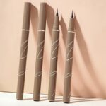 ⁦ايلاينر كحل ، ايريناد قلم تحديد عيون سائل بلمسة نهائية غير لامعة، قلم تحديد عيون يدوم طويلا ومقاوم للماء بطرف دقيق، محدد عيون مقاوم للتلطخ، ينساب بسلاسة، مكياج عيون، كحل اسود⁩ - الصورة ⁦6⁩