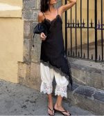 ⁦بلوزة نسائية من الساتان بحواف دانتيل عالية ومنخفضة من الحرير مع حزام سباجيتي غير متماثل بفتحة جانبية غير متماثلة، بلايز بطبقات حريرية⁩ - الصورة ⁦6⁩