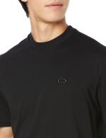 ⁦اوكلي قميص رجالي اوكلي Relax Tee 2.0 بأزرار سفلية⁩ - الصورة ⁦3⁩