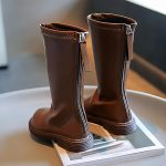 ⁦حذاء ركوب الفروسية للبنات من كيو ال دي دي واي سي (26-36)، حذاء ركوب بمقدمة دائرية، مقاوم للماء/مضاد للانزلاق، سحاب خلفي/انبوب عالي، جيد التهوية/لا يفرك القدم، للربيع، الخريف، للاطفال الصغار، 30، اسود⁩ - الصورة ⁦4⁩