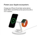 ⁦شاحن لاسلكي 3 في 1 ماج سيف من بيلكن، شحن سريع 15 واط للايفون وابل ووتش، قاعدة شحن ايربودز لايفون 14/14 بلس، 13، 12، برو، برو ماكس، ميني، ابل ووتش سيريز 8، 7، SE، الترا - ابيض⁩ - الصورة ⁦3⁩