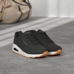 ⁦حذاء رياضي للنساء اونو ستاند اون اير من سكيتشرز⁩ - الصورة ⁦5⁩