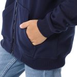 ⁦سويت شيرت سادة بغطاء للرأس واكمام طويلة وجيوب جانبية للاولاد⁩ - الصورة ⁦5⁩