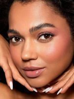 ⁦شيجلام - احمر خدود كريمي متعدد الاستخدامات من تشيكي كولور جام - 6 درجات لون كريمي مات عالي الصبغة، بودرة خدود طبيعية للوجه (روز ميدو)⁩ - الصورة ⁦4⁩