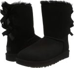 ⁦حذاء نسائي أنيق من UGG Bailey Bow Ii⁩ - الصورة ⁦12⁩
