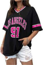 ⁦قمصان جيرسي كبيرة الحجم مخططة برقبة على شكل حرف V للنساء من جورجليتر⁩ - الصورة ⁦2⁩