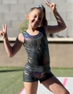 ⁦ثوب جمباز للبنات من نوكيسينا، بدلة رياضية لامعة مع شورت، ملابس رياضية بدون اكمام للرقص⁩ - الصورة ⁦5⁩