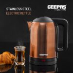 ⁦جيباس غلاية كهربائية من الستانلس ستيل بسعة 1.8 لتر - GK38053 | دوران 360 درجة، حماية من الغليان الجاف والقطع التلقائي، مثالية لغلي الماء والحليب والشاي | 1500 واط، لون نحاسي، كفالة لمدة عامين⁩ - الصورة ⁦3⁩