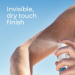 ⁦يوسيرين بخاخ واقي من الشمس بعامل حماية من الشمس بدرجة 50 من ادفانسد هايدريشن، بخاخ خفيف الوزن مع حمض الهيالورونيك ومرطب، لا يسبب الحساسية، خالي من العطور والكحول، زجاجة 6 اونصة⁩ - الصورة ⁦5⁩