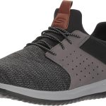 حذاء رياضي ديلسون كامدن بقصة عادية للرجال من سكيتشرز