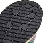 ⁦حذاء رياضي رن 70s 2.0 للنساء⁩ - الصورة ⁦5⁩