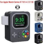 ⁦حامل شاحن ساعة ابل للالعاب ريترو (ابيض الباين): يناسب الترا 2/اس اي/سيريز 1-10، سيليكون مضاد للانزلاق ووضع منضدة ليلية عالمي متوافق مع الترا 2/اس اي/سيريز 1-10 مع تخزين للسلك⁩ - الصورة ⁦3⁩