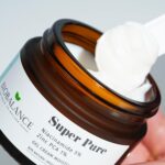 ⁦بايو بالانس كريم مرطب جل سوبر بيور | غني بالنياسيناميد 5% والزنك بي سي ايه 1% | موازنة الزيت وتشديد المسام | منشأ طبيعي 83% | 50 مل⁩ - الصورة ⁦6⁩