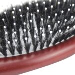 ⁦يو-هومي فرشاة شعر من الخشب الطبيعي، فرشاة شعر للنساء والرجال والاطفال للشعر الكثيف والمجعد والرقيق والطويل والمبلل او الجاف تضيف لمعانا وتجعل الشعر ناعمًا⁩ - الصورة ⁦2⁩