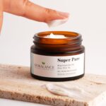 ⁦بايو بالانس كريم مرطب جل سوبر بيور | غني بالنياسيناميد 5% والزنك بي سي ايه 1% | موازنة الزيت وتشديد المسام | منشأ طبيعي 83% | 50 مل⁩ - الصورة ⁦4⁩