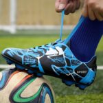 ⁦حذاء كرة قدم من سولفار برقبة منخفضة مزود بمسامير مدببة، حذاء كرة قدم للشباب والأطفال، حذاء تدريب رياضي ولكرة القدم للأولاد والبنات، حذاء رياضي للرجال والنساء من الجنسين، مقاس 31-43⁩ - الصورة ⁦2⁩