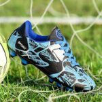 ⁦حذاء كرة قدم من سولفار برقبة منخفضة مزود بمسامير مدببة، حذاء كرة قدم للشباب والأطفال، حذاء تدريب رياضي ولكرة القدم للأولاد والبنات، حذاء رياضي للرجال والنساء من الجنسين، مقاس 31-43⁩ - الصورة ⁦7⁩