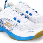 يونيكس حذاء تنس الريشة V100-i | صنع في الهند | مثالي لتنس الريشة والاسكواش وتنس الطاولة والكرة الطائرة | نعل لا يترك علامات | وسادة ترو | شكل ارجو | هيكساجريب |